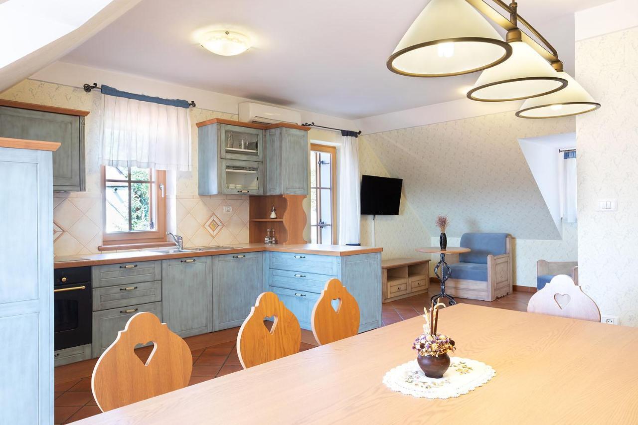 Apartments Tourist Farm Matijovc Naklo 外观 照片