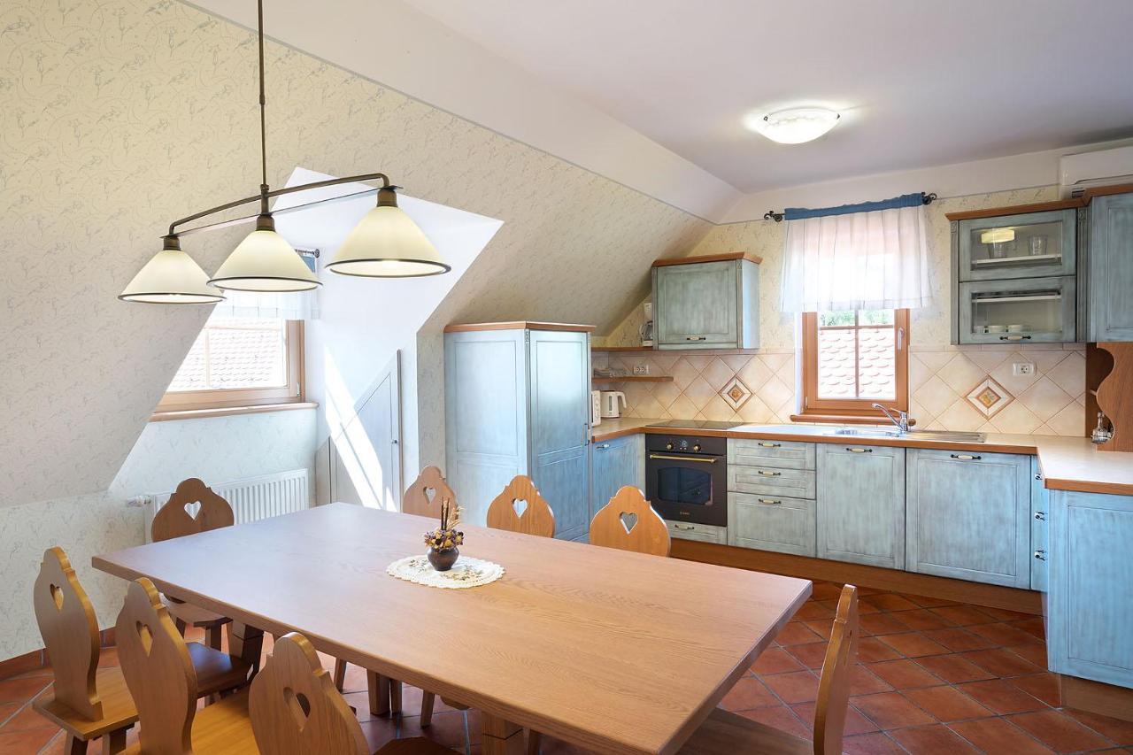 Apartments Tourist Farm Matijovc Naklo 外观 照片