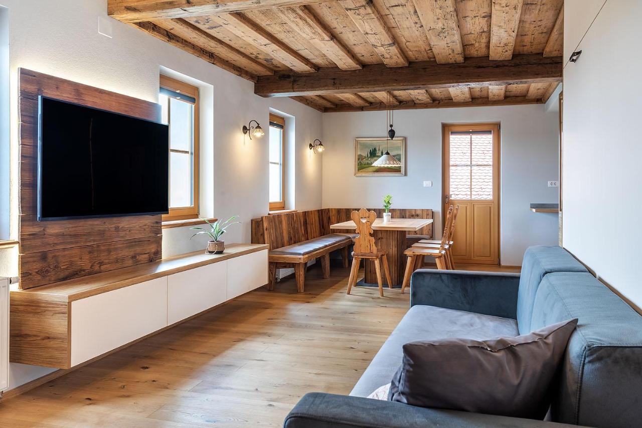 Apartments Tourist Farm Matijovc Naklo 外观 照片